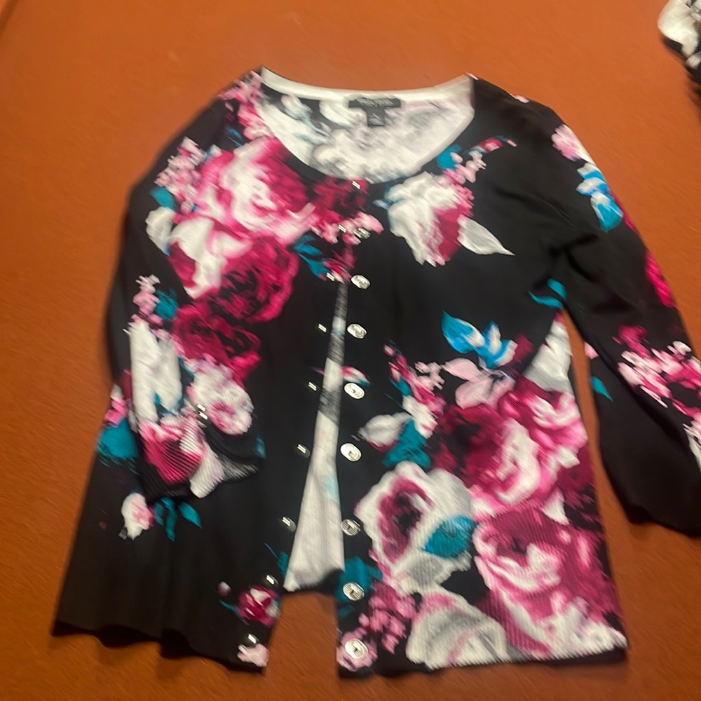 White House Black Market cardigan size small